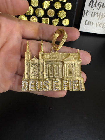 Pingente Igreja Deus é Fiel