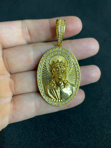 Pingente Face de Cristo Oval Banhado a Ouro