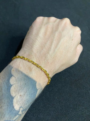 Pulseira Cadeado Q 4mm Banhado a Ouro