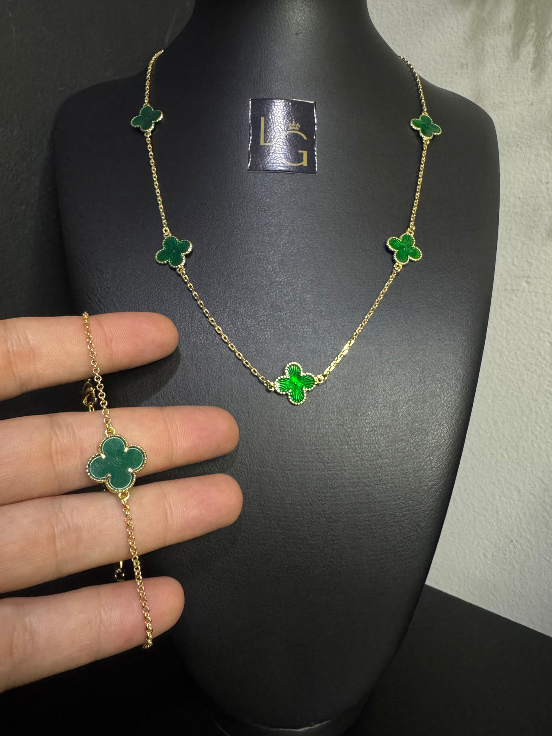 Cordão+Pulseira Van Cleeff Verde Banhado a ouro