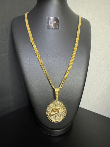 Cordão triplo 7mm - virgulado banhado a ouro 18k