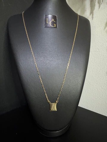 Escapulário nossa senhora aparecida banhado a ouro 18k