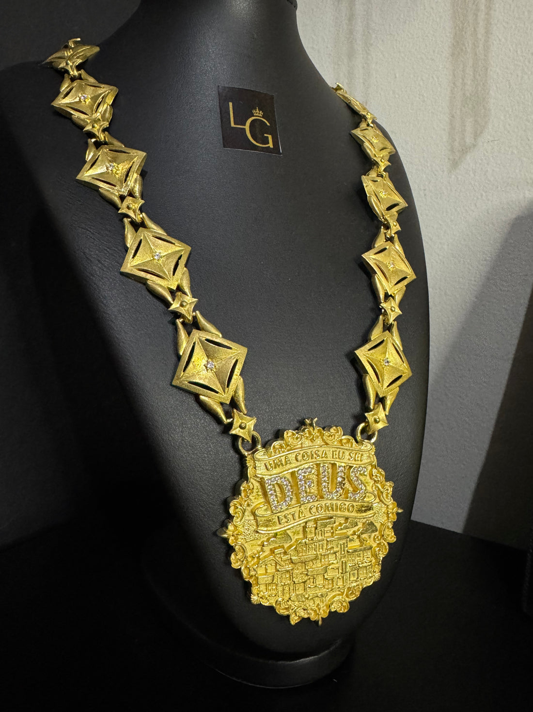 Cordão Personalizado Deus está Comigo 2