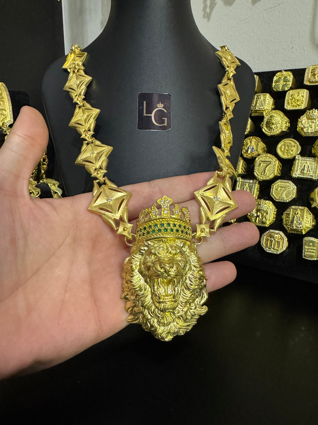 Cordão Personalizado Leão 3