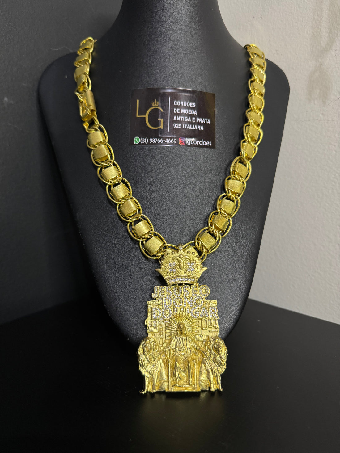 Cordão Dubai 15mm - Detalhado Jesus é o Dono do Lugar