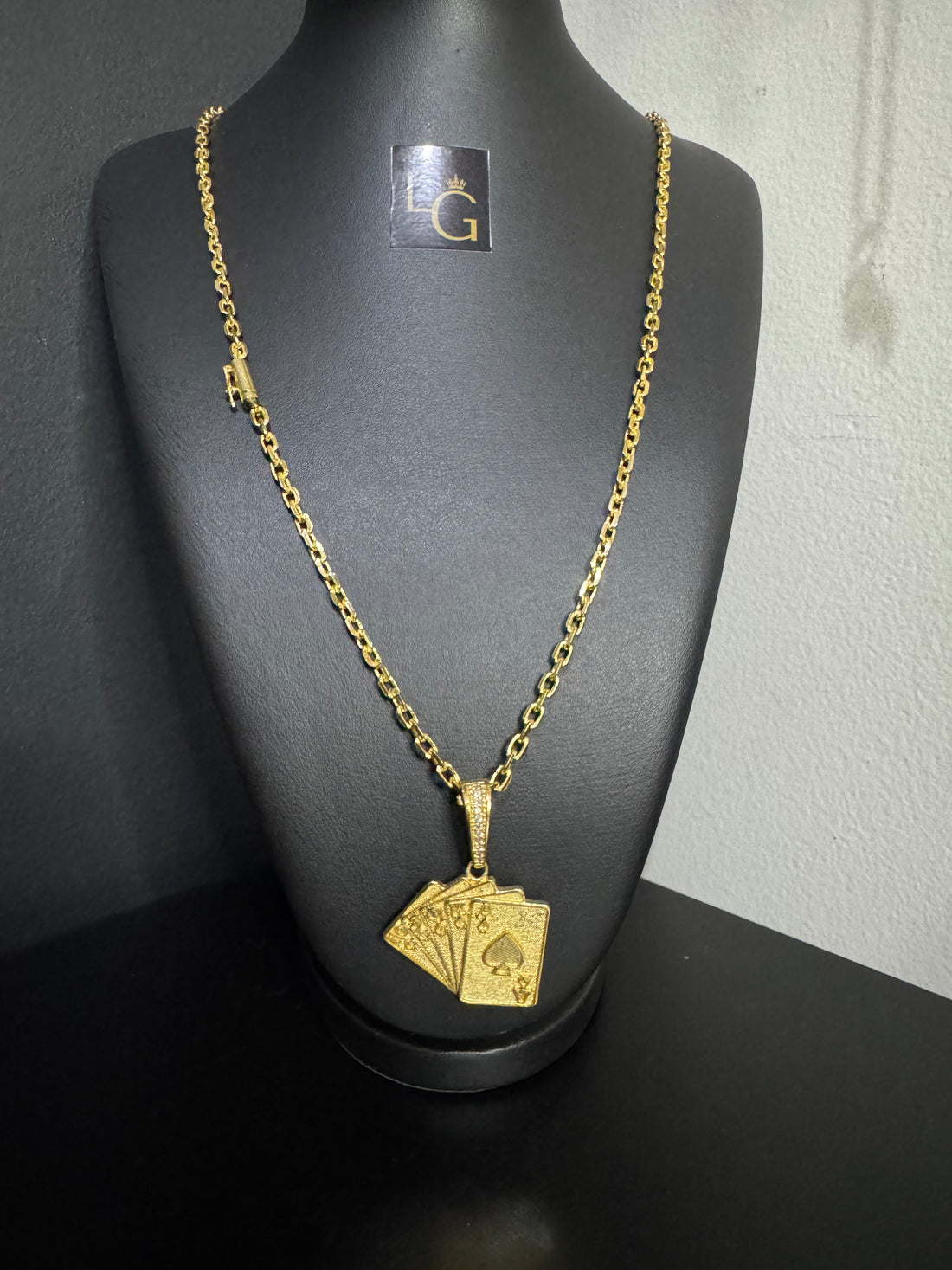 Cordão Cadeado Quina 4mm - Cartas Baralho Banhado a Ouro