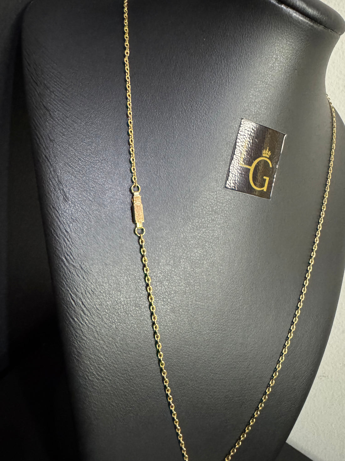 Cordão cadeado 1,5mm - São Jorge banhado a ouro 18k