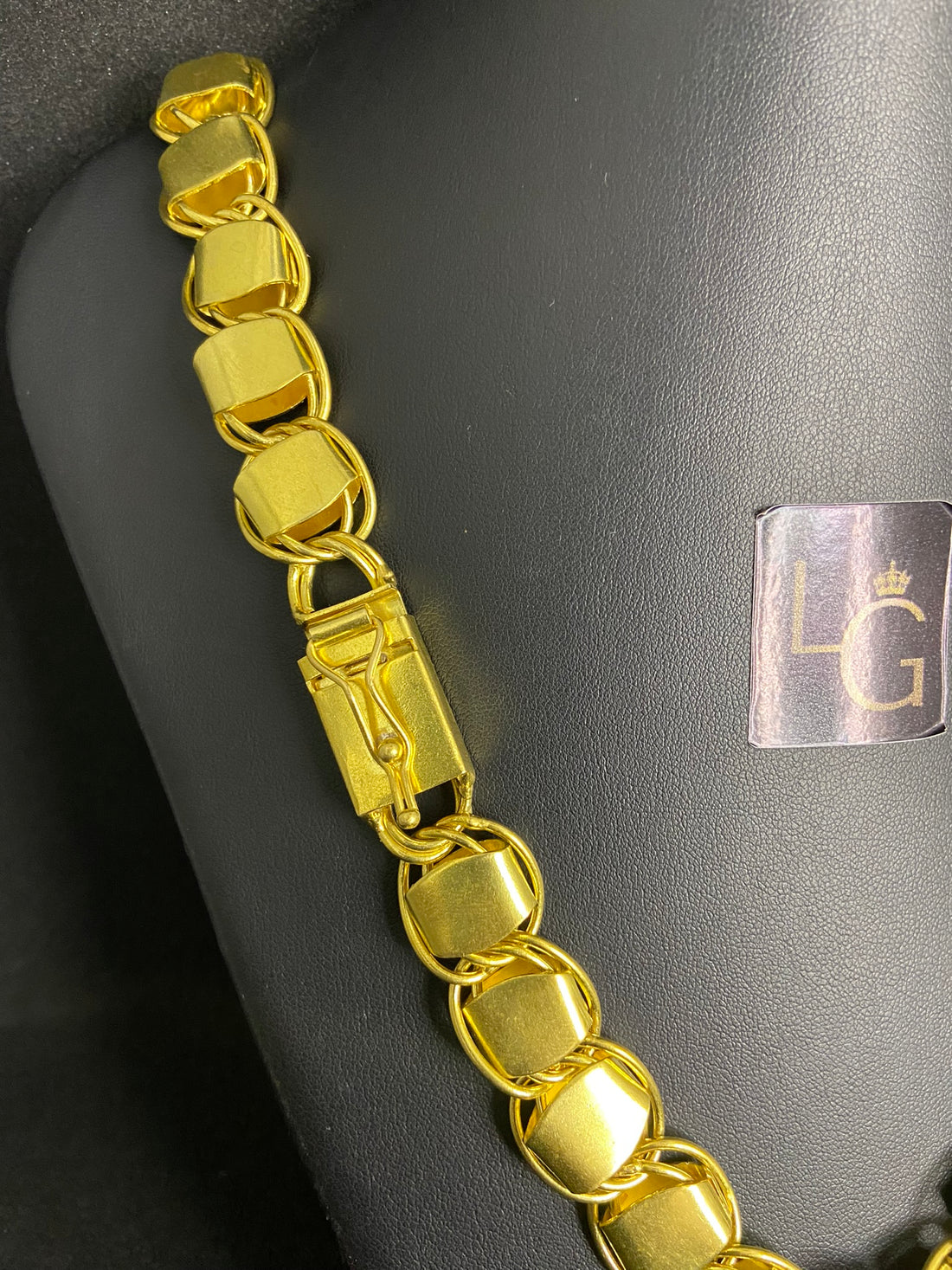 Cordão Dubai 18mm - Prosperidade nas Mãos de Deus