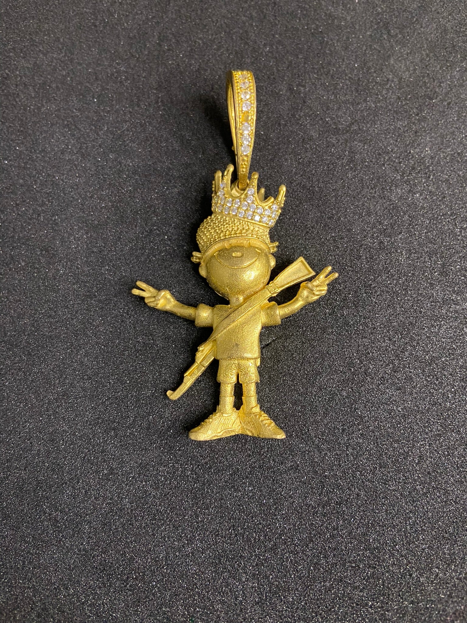 Pingente Menino Maluquinho